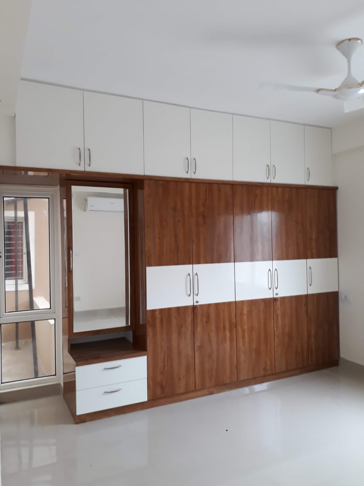 Modern Wardrobe Design